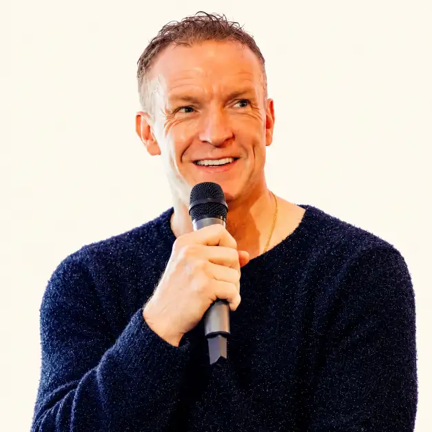 Richard Whitehead MBE, Paralympic champion, marathon world-record holder and inclusion speaker